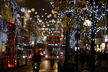 Late at night, when the shops are shut, is the best time to see the lights in Oxford Street*